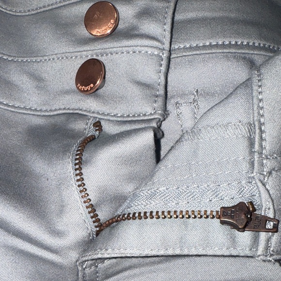 Women's light gray stretch high waisted Denim like Shorts - Picture 5 of 6